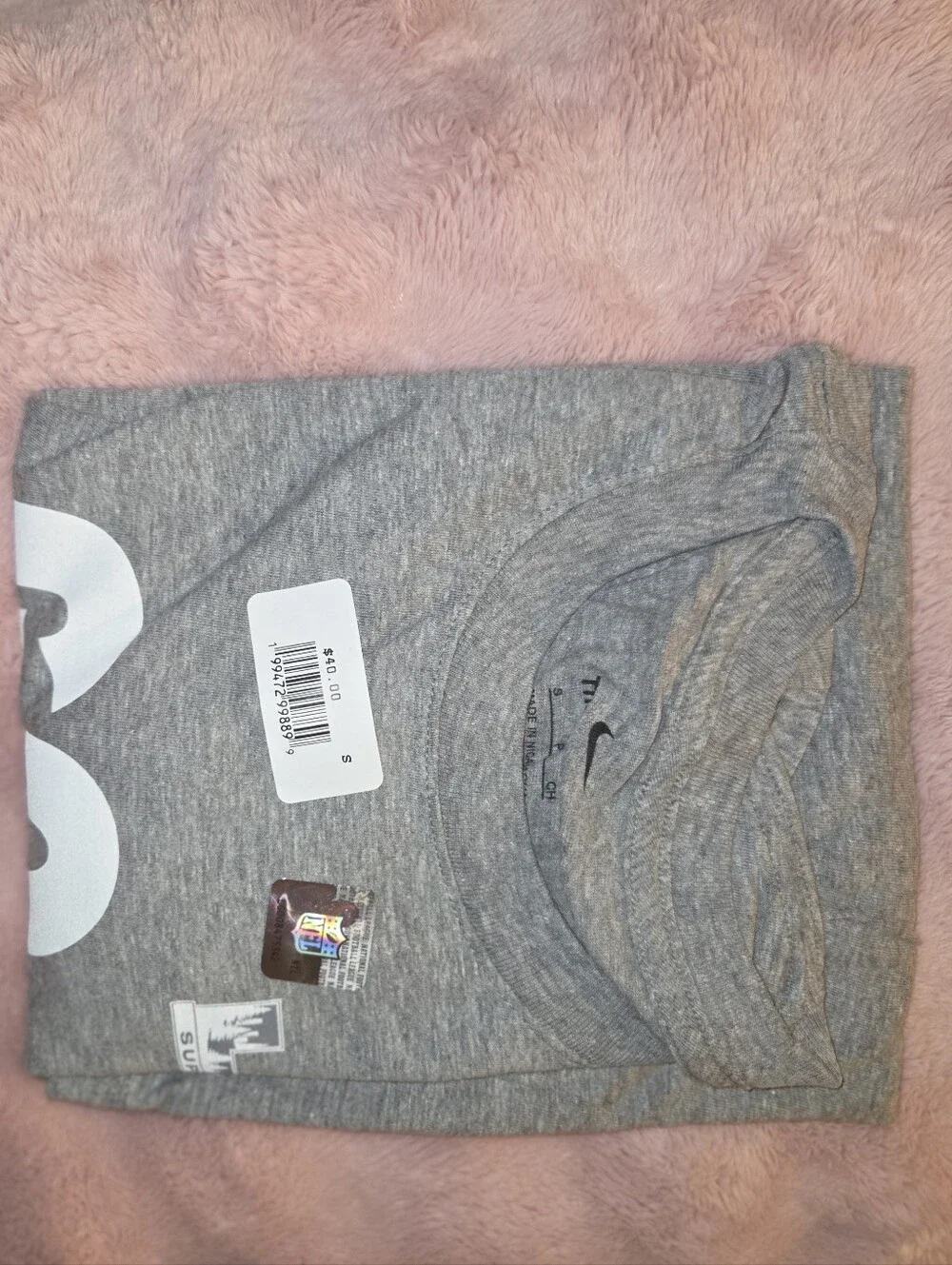 Nike Womens Size S - Grey 'Go Pats' Short-Sleeve Tee NWT
